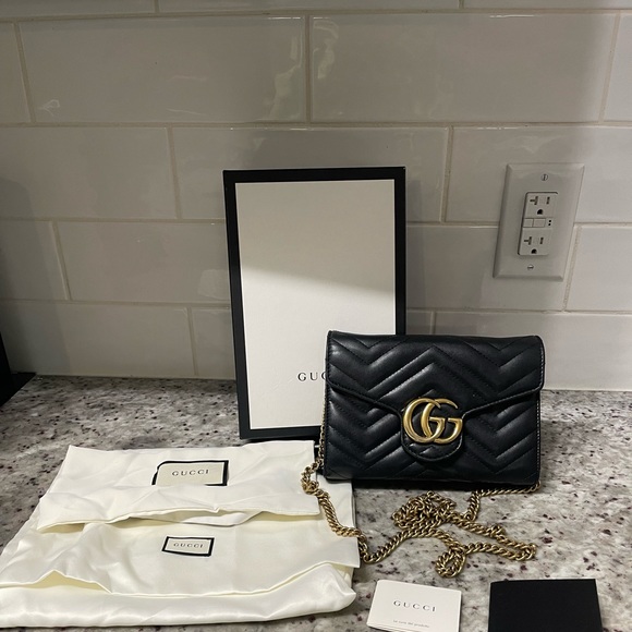 Gucci Marmont matelassé mini bag - Picture 2 of 11